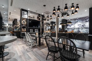 Restaurant - HARBR. Hotel Ludwigsburg, a member of Radisson Individuals (Ludwigsburg)