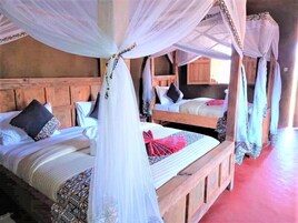 Cabaña Confort | Caja fuerte, decoración individual, mobiliario individual