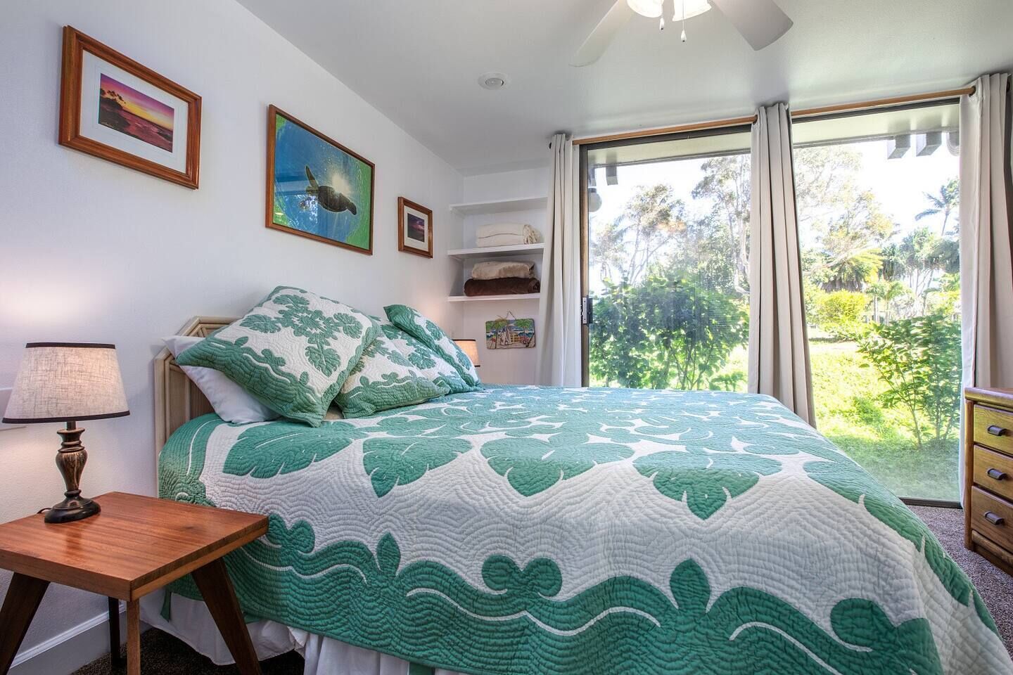 1 slaapkamer, een strijkplank/strijkijzer, wifi, beddengoed