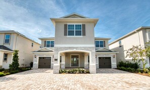 Exterior - Perfect 12 Bedroom Villa on Encore Resort at Reunion, Orlando Villa 4509 (Orlando)