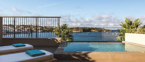Amber Suite with Plunge Pool & Sea View | Beach/ocean view