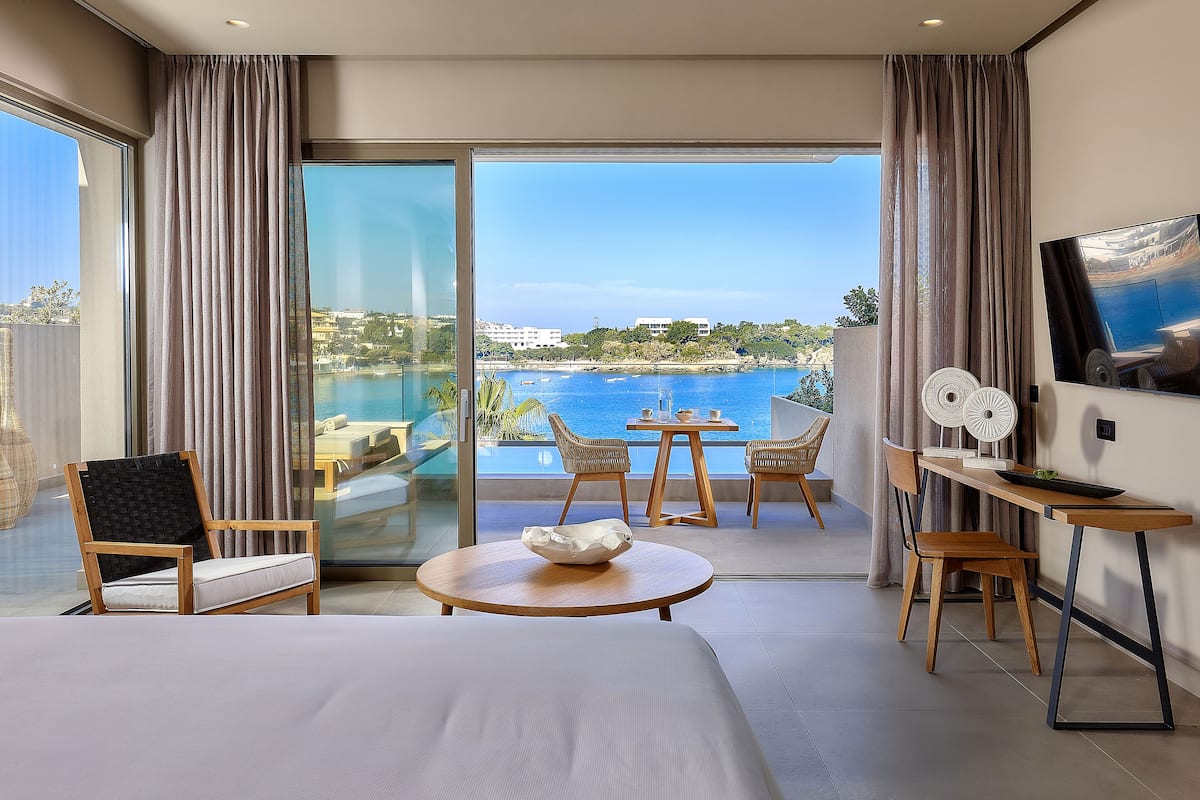 Amber Suite with Plunge Pool & Sea View | Vista a la playa o el mar