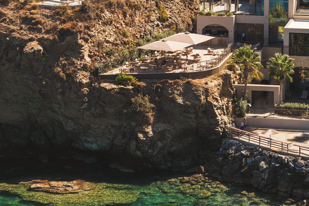 Castello Infinity Suites - Adults Only