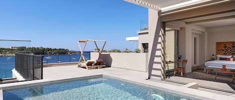 Amber Suite with Plunge Pool & Sea View | Terrace/patio