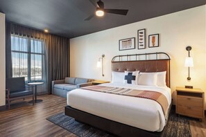 Junior Suite, 1 King Bed, Non Smoking