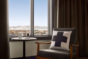 Premium bedding, pillowtop beds, in-room safe, desk