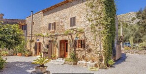 Exterior - Charming stone clad family villa with pool La Font (Pollensa / Pollença)