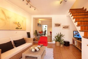 DVD player - Fabulous situation, townhouse in Pollensa, Gruat. (Pollensa / Pollença)