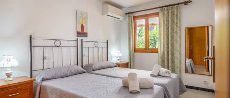 3 Schlafzimmer, Zimmersafe, Bügeleisen/Bügelbrett, kostenloses WLAN