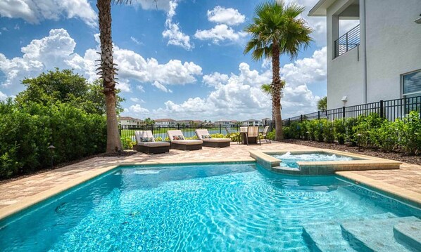 A heated pool - Beautiful 5 Star Villa on Reunion Resort and Spa with Large Private Pool, Orlando Villa 4597 (Orlando)