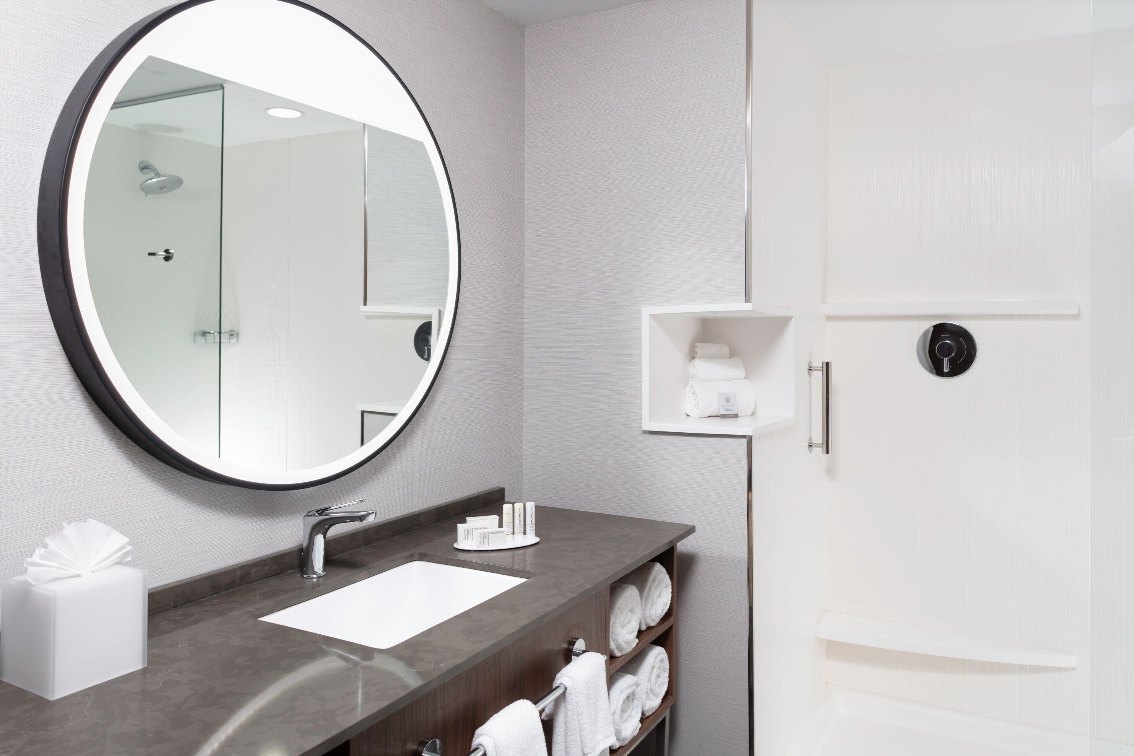 room, 1 king bed with sofa bed | bathroom | combined shower/bathtub, hair dryer, towels