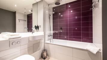 Double Room, Roll-in Shower | Bathroom