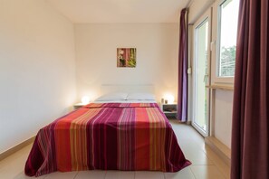 2 bedrooms, WiFi - New Apartment for 4 people (1 bedroom) - Umag - 1 floor  (Umag)