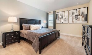 6 bedrooms, iron/ironing board, Internet, bed sheets