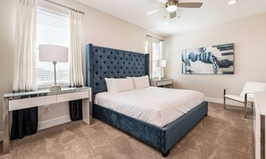 4 quartos, ferros/tábuas de passar roupa, acesso à internet