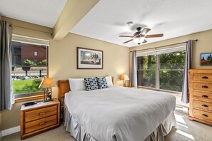 2 bedrooms, internet, bed sheets - Spacious 2-Bedroom Timber Run Condo – Comfort and Convenience in Steamboat! (Steamboat Springs)