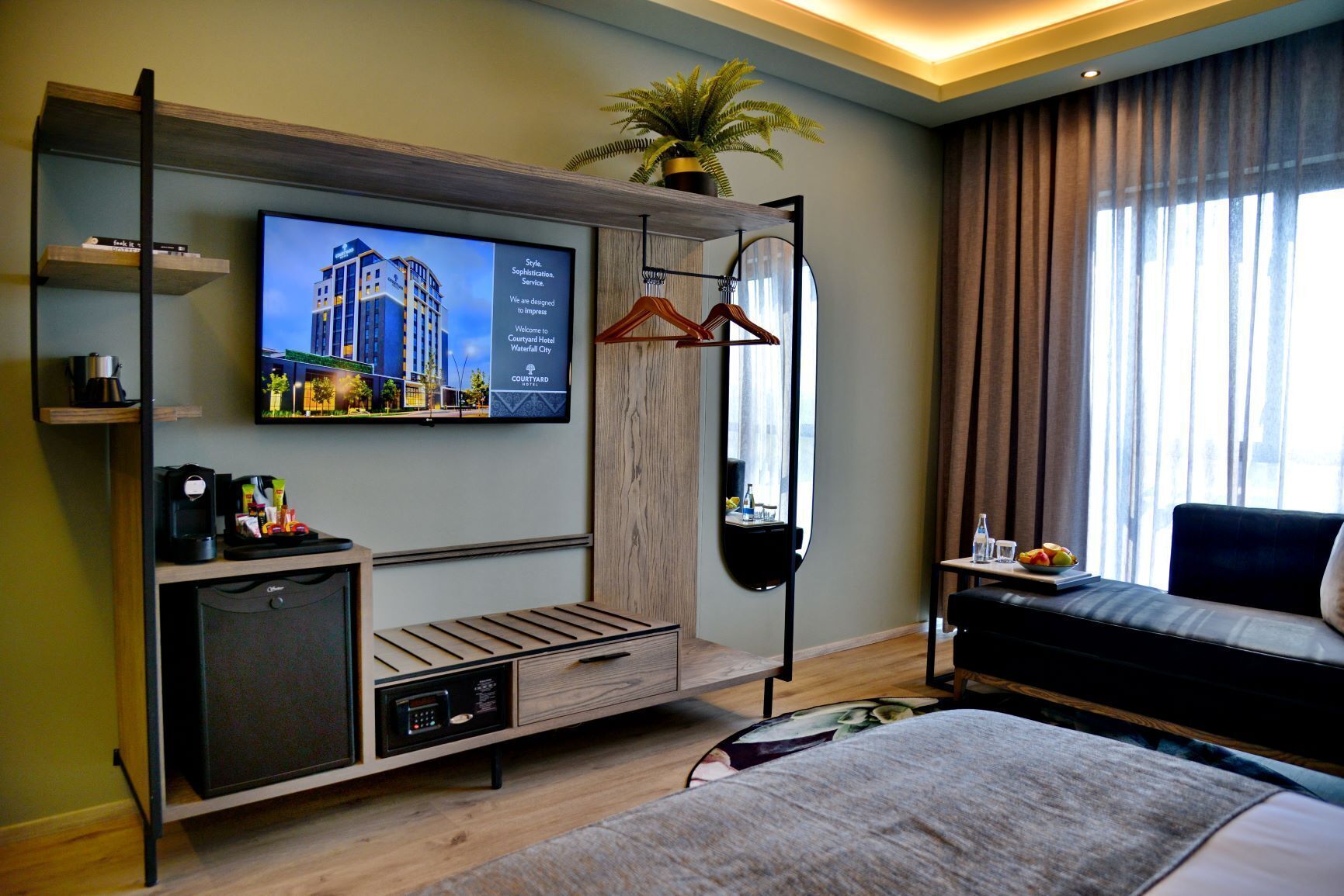 standard room | 1 bedroom, premium bedding, in-room safe, desk