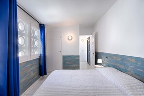 1 slaapkamer, een strijkplank/strijkijzer, gratis wifi