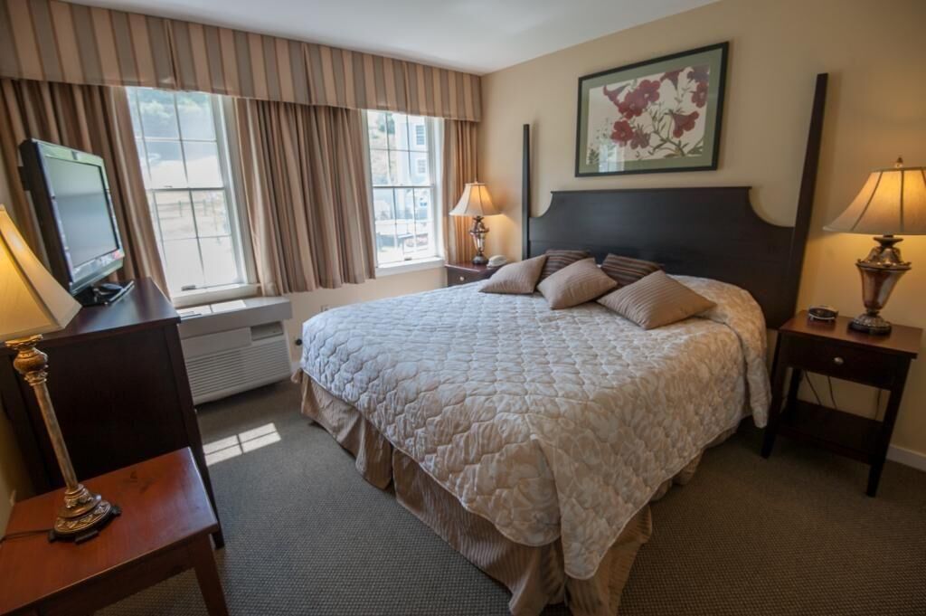 Comfy Suite in the Berkshires w/ WiFi & Great Resort Amenities!