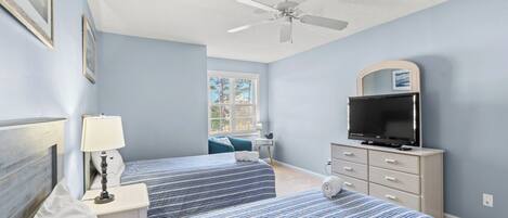 3rd Bedroom w/2 Twins
