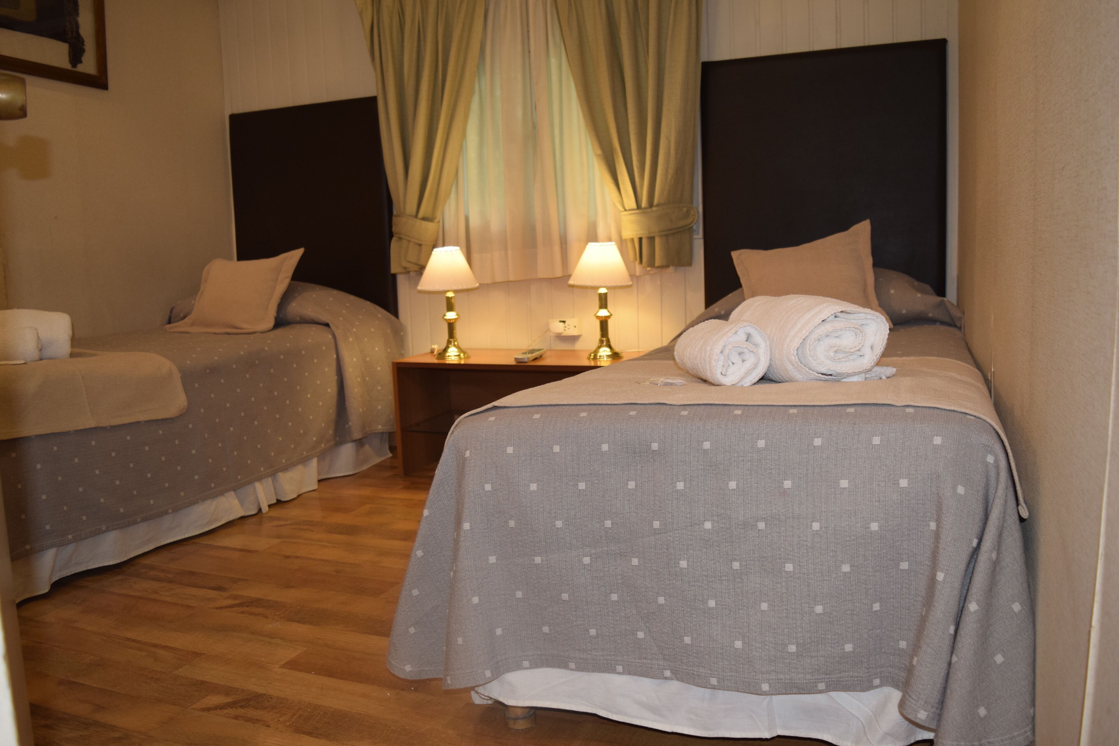 Coffre-fort, lit de bébé (gratuit), accès au Wi-Fi (inclus)