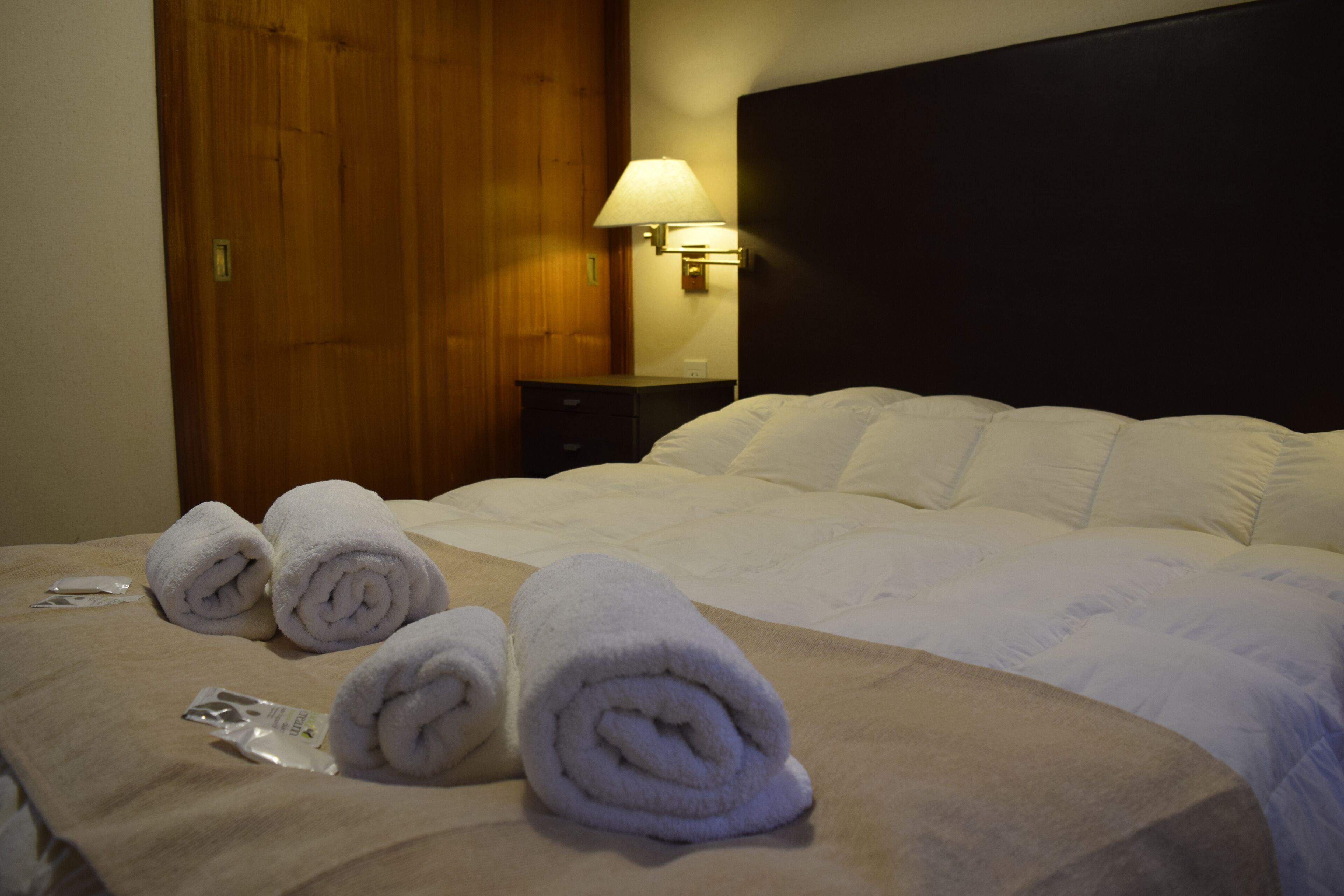 Een kluis op de kamer, gratis babybedden, gratis wifi, beddengoed