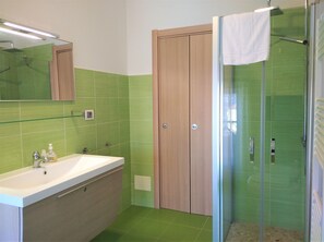 Leilighet | Dusj på badet