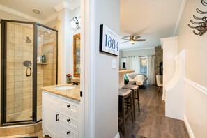Shower, hair dryer, towels, soap - Gorgeous Resort, Ideal Location in Downtown PC (Park City)