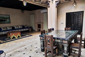 Lobby sitting area - Villa de Luxe & Golf Marrakech (Marrakech)