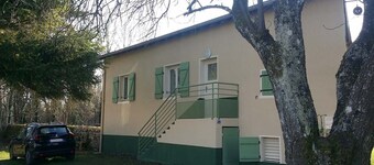 Maison individuelle 1 chambre, 1 SDB, grand jardin clos et terrasse