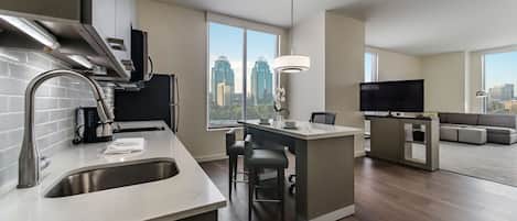 Suite, 1 Bedroom, Kitchen | Exterior