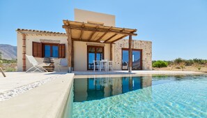 Innenpool, Außenpool