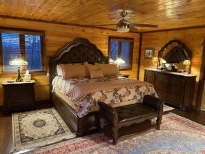 5 chambres, fer et planche à repasser, lit parapluie, Wi-Fi gratuit