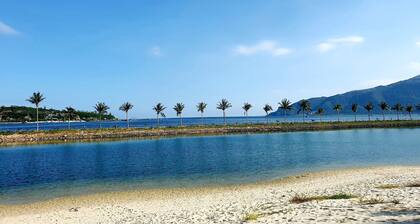 Cala South Beach Villas