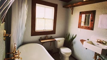 Towels, toilet paper