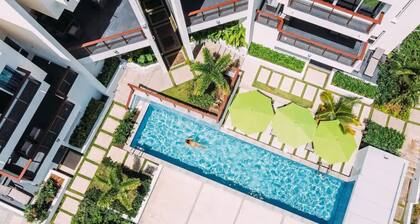 #5-1BR Shalimar Vacation Luxurious Corner Apartment St. Kitts Frigate bay