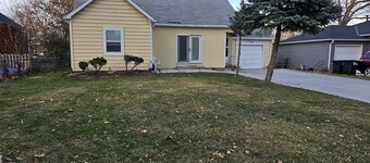 Clean & Safe Central Omaha Home Near Childrens Hospital, Walkable Eats, Fire Pit