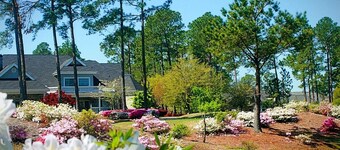 Beautiful Ground Floor Golf Resort Villa 1503 Steps from the Pool by RedAwning