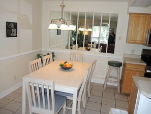 Villa, 2 soverom | Spiseområde