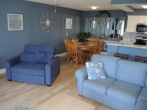 Villa, 2 Bedrooms | Living area