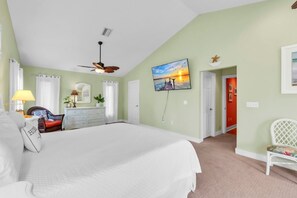 House, 3 Bedrooms | 3 bedrooms, iron/ironing board, WiFi - Coconut 3 Bedroom Home by RedAwning (Anna Maria)