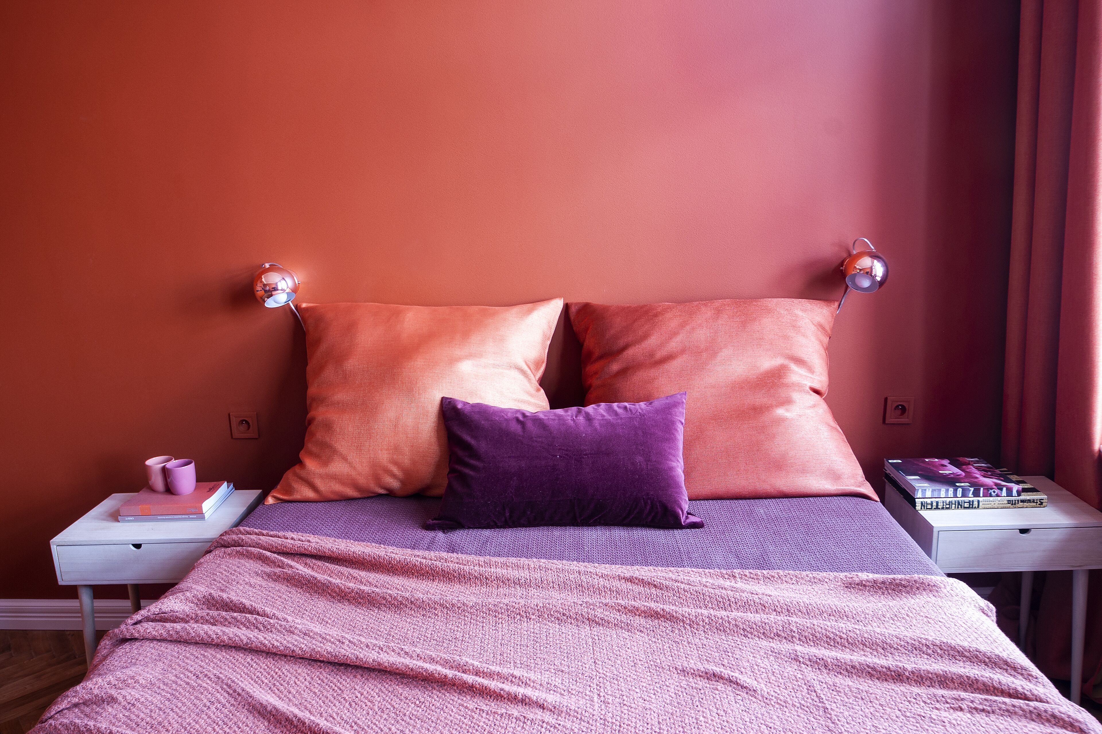 Studio | Skrivebord, skrivebord for bærbar PC og blendingsgardiner