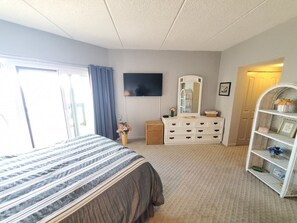 Condo, 2 Bedrooms | 2 bedrooms, iron/ironing board, free WiFi