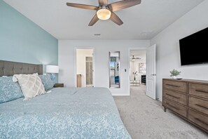 5 habitaciones, tabla de planchar con plancha y wifi gratis