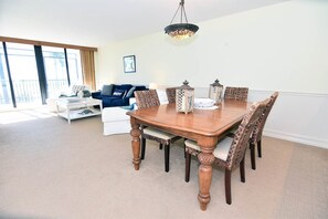 Fridge, microwave, dishwasher, coffee/tea maker