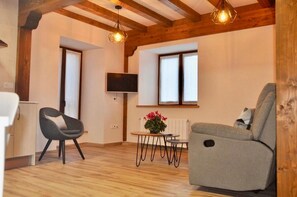 Apartment, Accessible, Private Bathroom (1-2-3) | Lounge