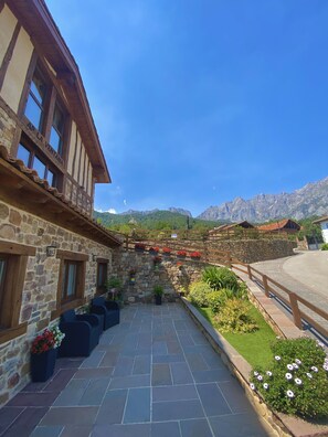 Garden - Apartamentos la Ventana de Mogrovejo (Camaleno)