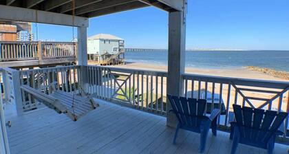 Direct Oceanfront, Sunrise AND Sunset Decks!