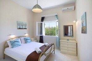 Villa, Multiple Beds