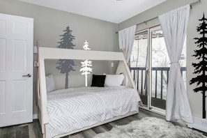3 Schlafzimmer, Bügeleisen/Bügelbrett, Reisekinderbett, WLAN